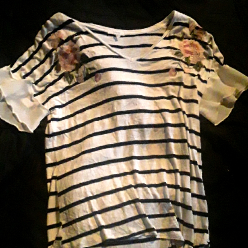 Cute everyday top